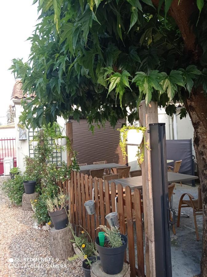 Bed and Breakfast L'Estuaire Saint-Seurin-de-Cursac Экстерьер фото